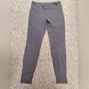 Gray High-Waisted Leggings